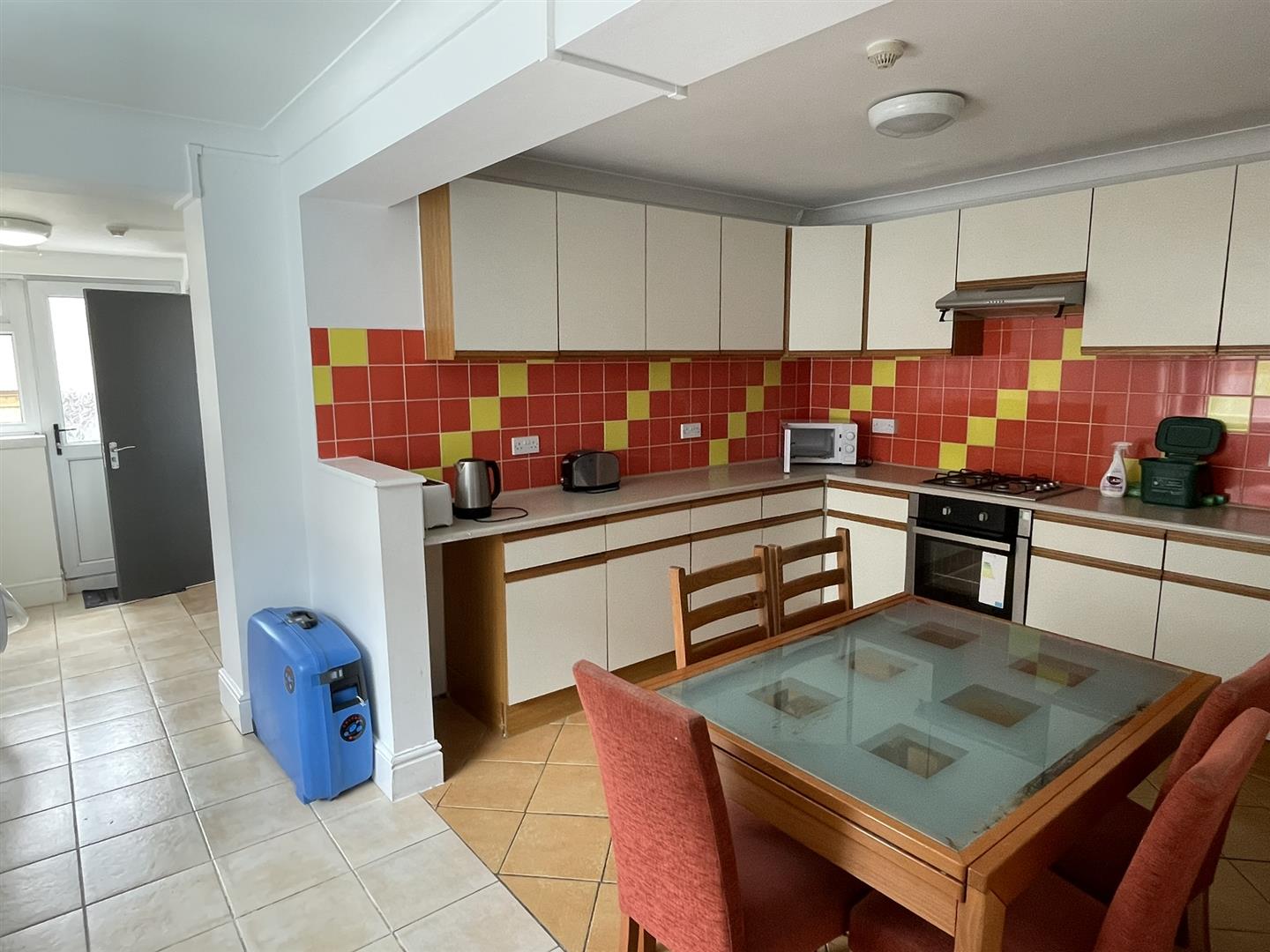 De Breos Street, Brynmill, Swansea, SA2 0BY